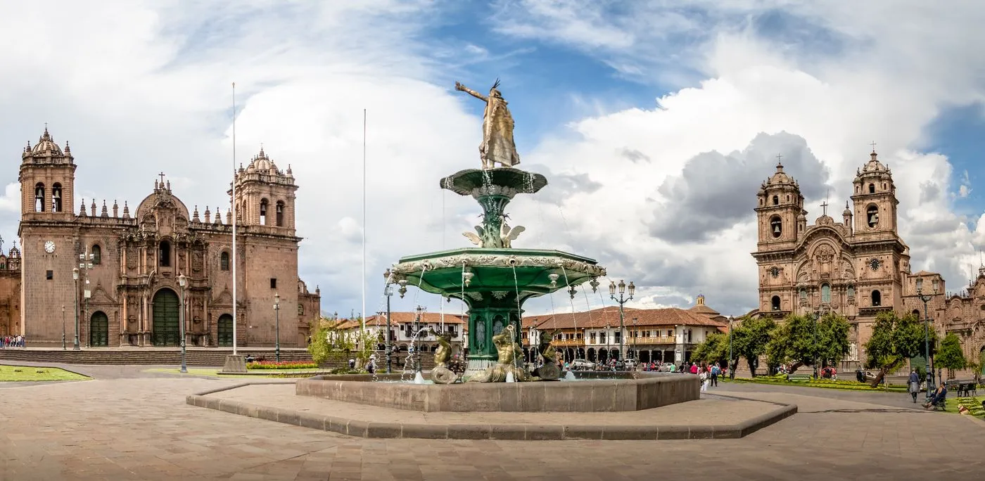 PlAzA De ArMaS CuScO